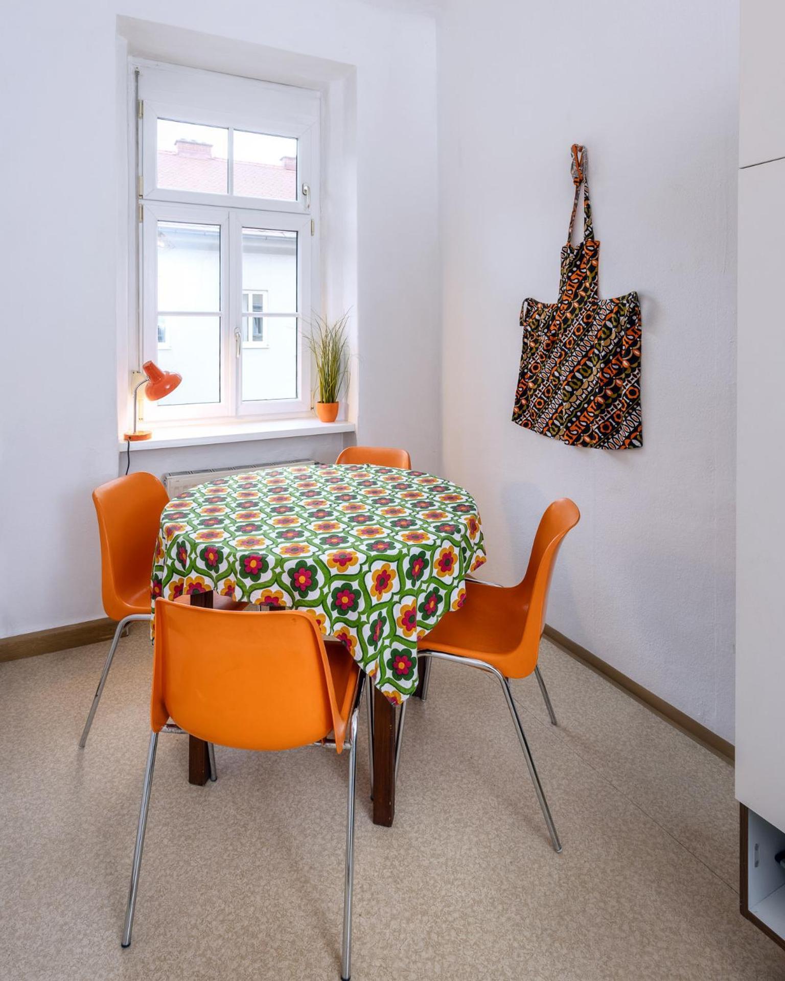 Sunny Citycenter Apartment - Graz Main Station ภายนอก รูปภาพ