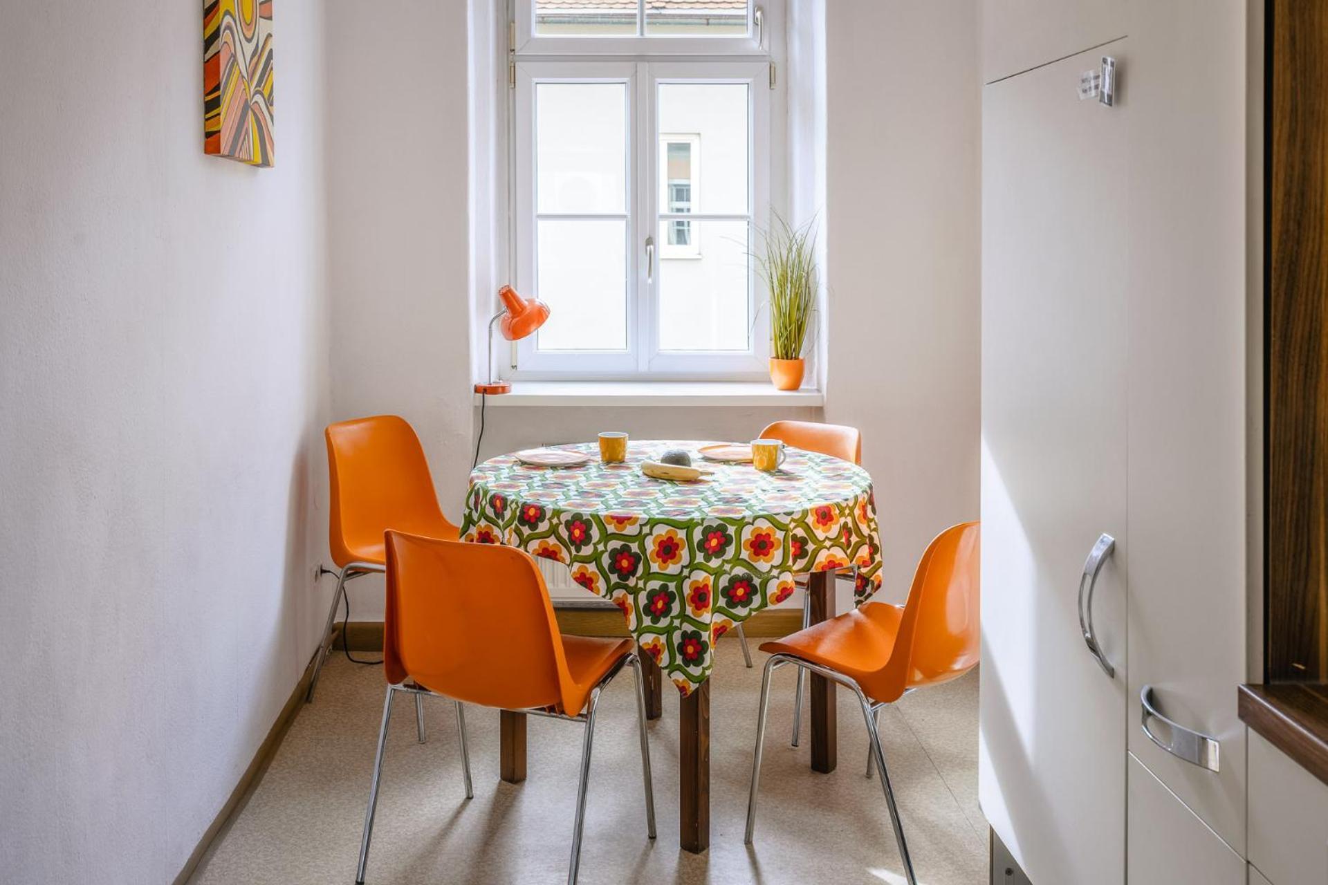 Sunny Citycenter Apartment - Graz Main Station ภายนอก รูปภาพ
